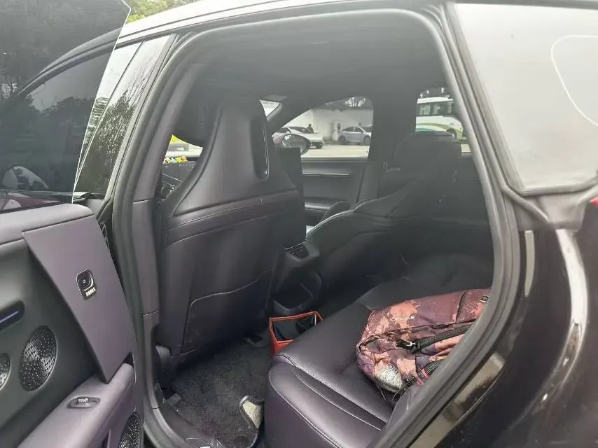 2025 Avatr 06 BEV,autocango,china used car exporter,china ev exporter,chinese used car exporter,chinese used ev exporter