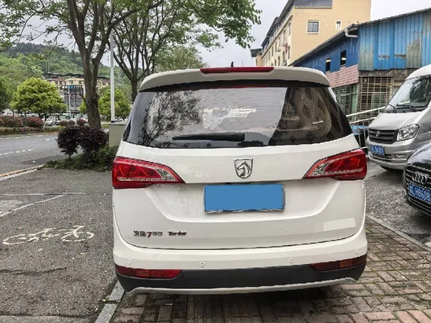 2017 BaoJun 730 1.5T 150HP L4 6MT,autocango,china used car exporter,china ev exporter,chinese used car exporter,chinese used ev exporter