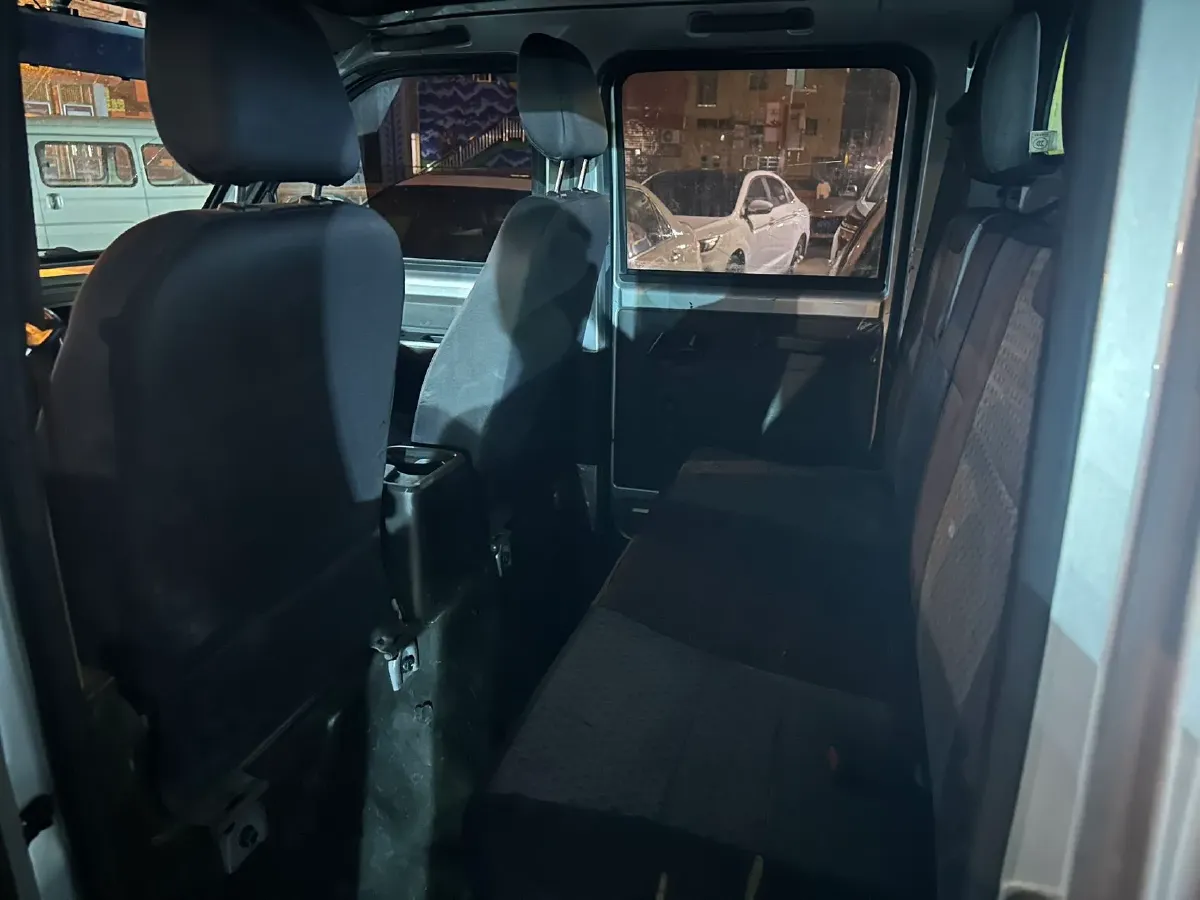 2019 WuLing RongGuang New Truck 1.5L 107HP L4 5MT,autocango,china used car exporter,china ev exporter,chinese used car exporter,chinese used ev exporter