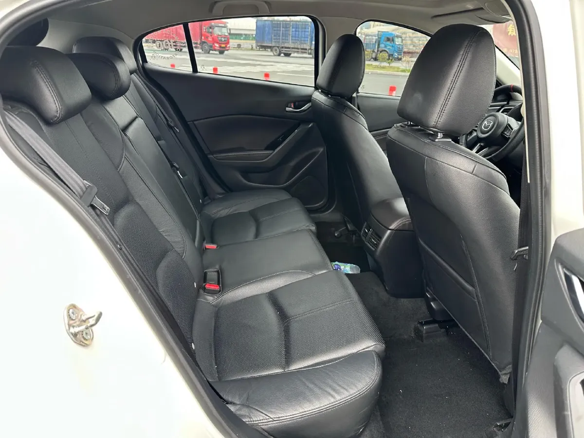 2017 Mazda 3 Axela 2.0L 158HP L4 6AT,autocango,china used car exporter,china ev exporter,chinese used car exporter,chinese used ev exporter