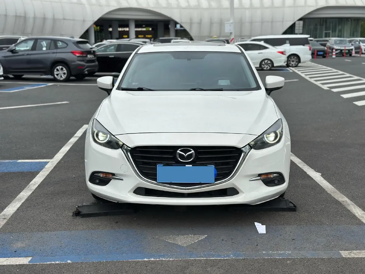 2017 Mazda 3 Axela 2.0L 158HP L4 6AT,autocango,china used car exporter,china ev exporter,chinese used car exporter,chinese used ev exporter