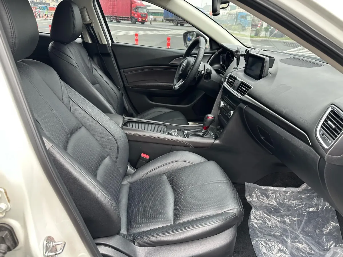 2017 Mazda 3 Axela 2.0L 158HP L4 6AT,autocango,china used car exporter,china ev exporter,chinese used car exporter,chinese used ev exporter