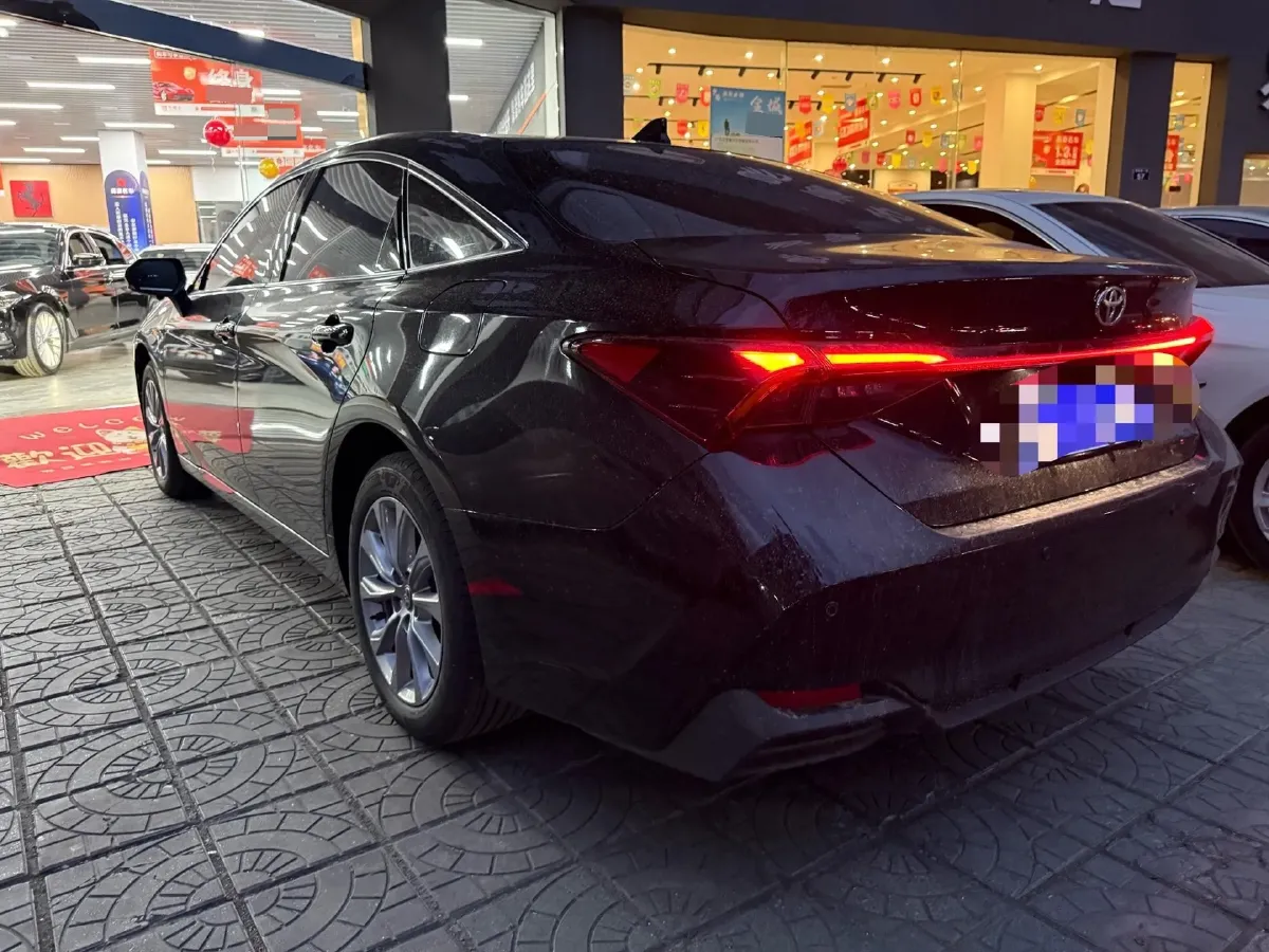 2024 Toyota Avalon 2.0L 152HP L4 E-CVT Hybrid,autocango,china used car exporter,china ev exporter,chinese used car exporter,chinese used ev exporter