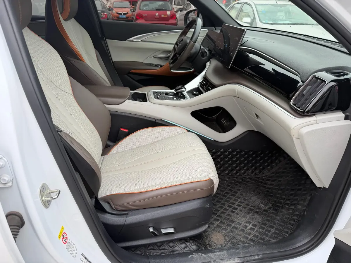 2022 LYNK&CO 03 1.5T 180HP L3 7DCT,autocango,china used car exporter,china ev exporter,chinese used car exporter,chinese used ev exporter