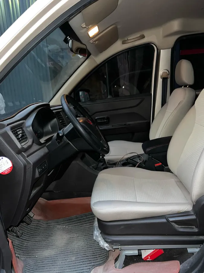 2022 JinBei Little Sea Lion X30 1.5L 102HP L4 5MT,autocango,china used car exporter,china ev exporter,chinese used car exporter,chinese used ev exporter