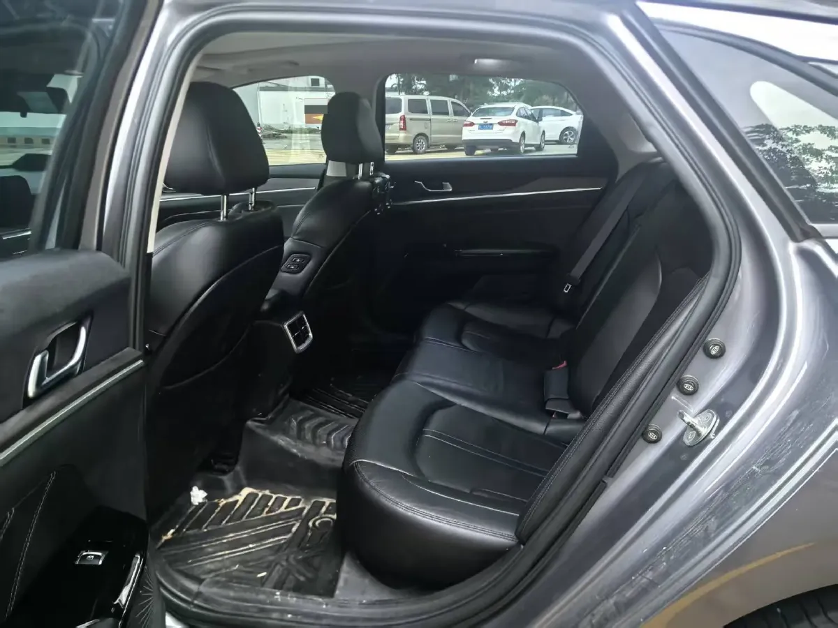 2020 Kia K5 2.0T 240HP L4 8AT,autocango,china used car exporter,china ev exporter,chinese used car exporter,chinese used ev exporter