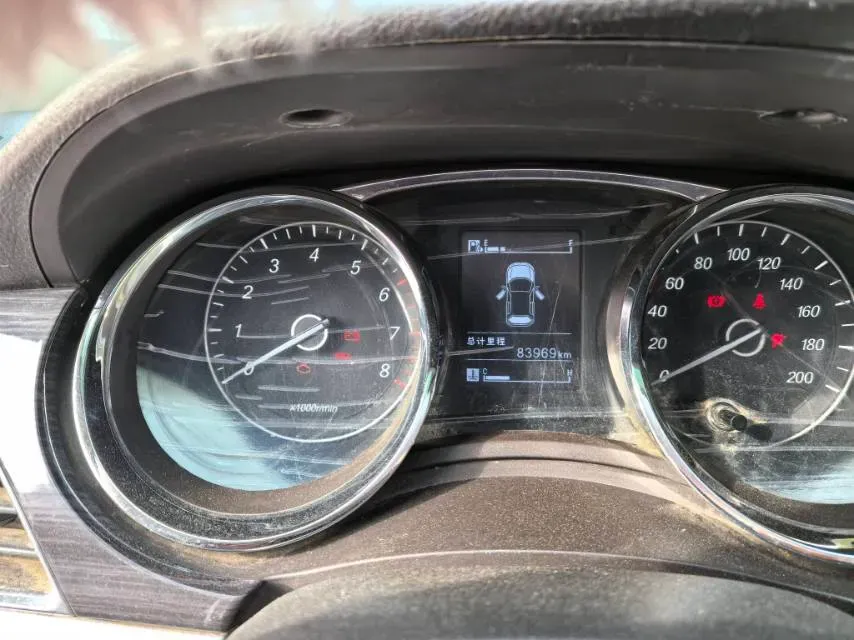 2016 BaoJun 560 1.5T 150HP L4 6MT,autocango,china used car exporter,china ev exporter,chinese used car exporter,chinese used ev exporter