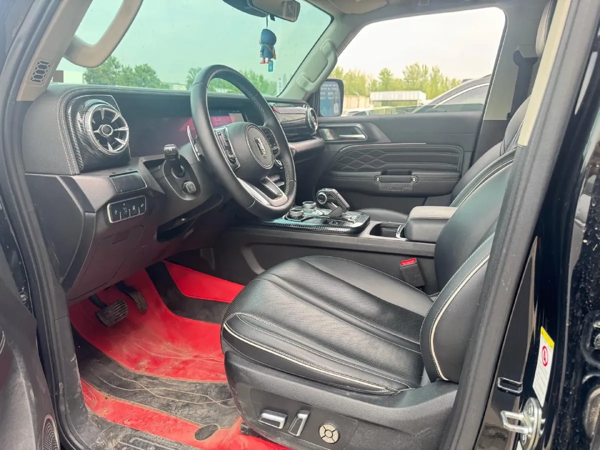 2024 Tank 300 2.0T 227HP L4 8AT,autocango,china used car exporter,china ev exporter,chinese used car exporter,chinese used ev exporter