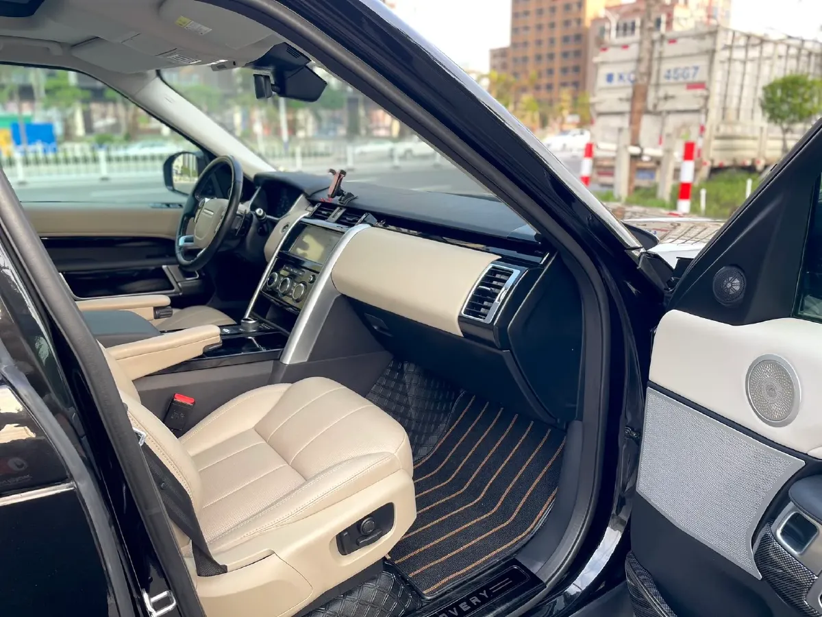 2020 Land Rover Discovery 3.0T 340HP V6 8AT,autocango,china used car exporter,china ev exporter,chinese used car exporter,chinese used ev exporter