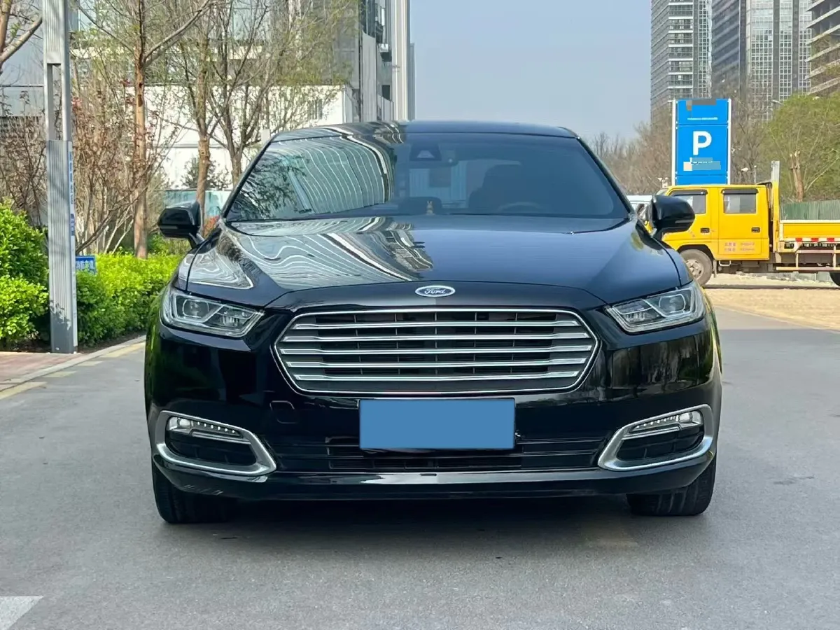 2018 Ford Taurus 2.0T 234HP L4 6AT,autocango,china used car exporter,china ev exporter,chinese used car exporter,chinese used ev exporter