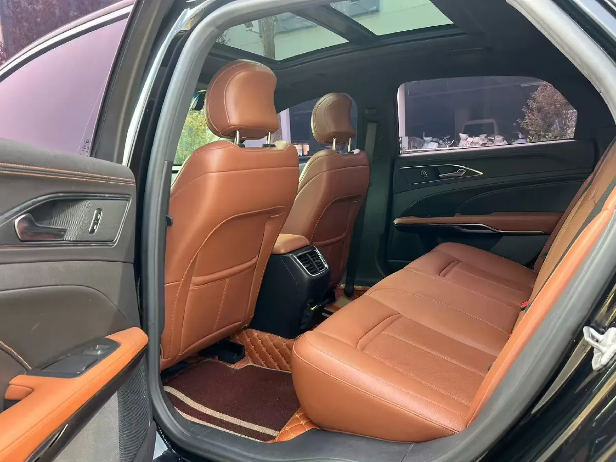 2018 Ford Taurus 2.0T 234HP L4 6AT,autocango,china used car exporter,china ev exporter,chinese used car exporter,chinese used ev exporter