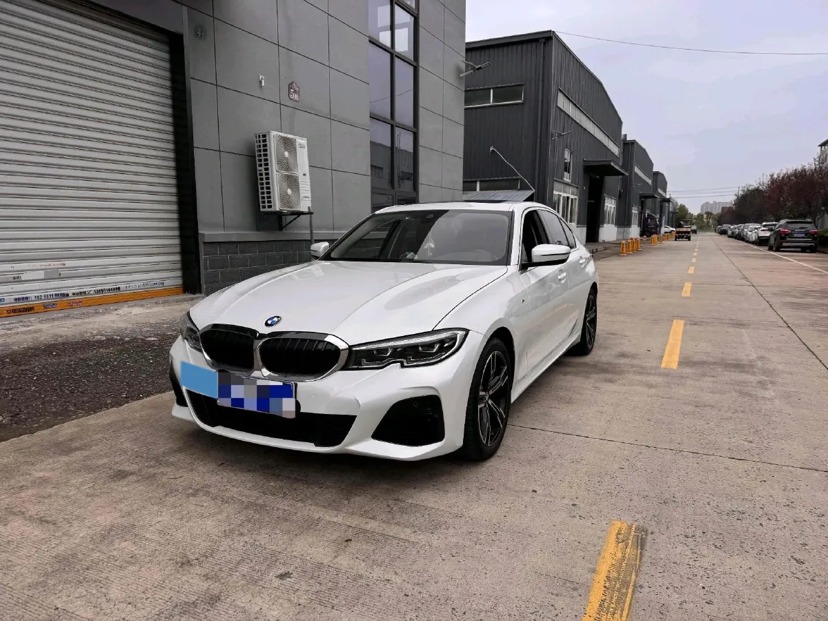 2022 BMW 3 Series 2.0T 184HP L4 8AT,autocango,china used car exporter,china ev exporter,chinese used car exporter,chinese used ev exporter