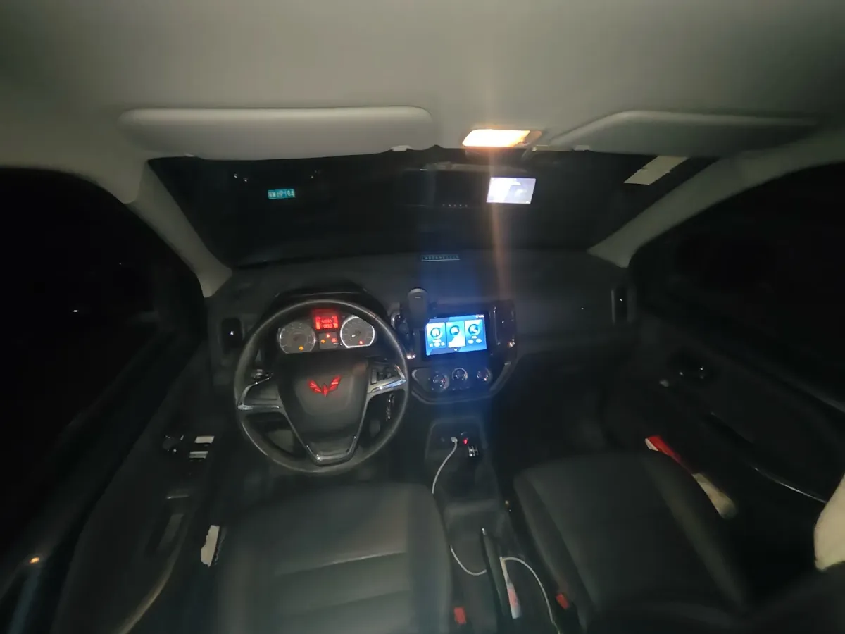 2021 WuLing ZhentTu 1.5L 99HP L4 5MT,autocango,china used car exporter,china ev exporter,chinese used car exporter,chinese used ev exporter