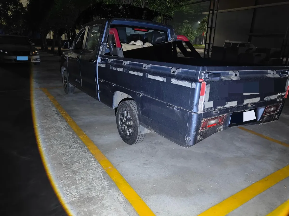 2021 WuLing ZhentTu 1.5L 99HP L4 5MT,autocango,china used car exporter,china ev exporter,chinese used car exporter,chinese used ev exporter