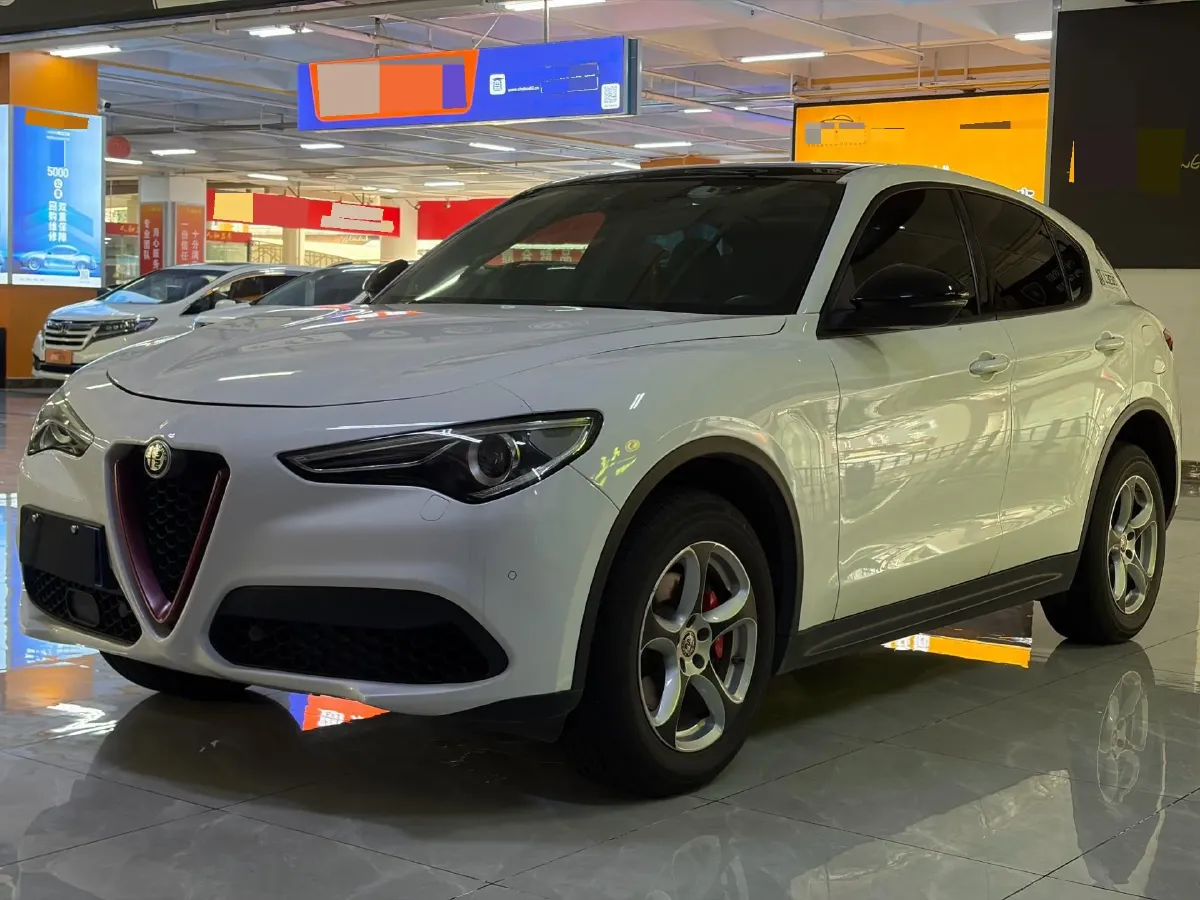 2017 Toyota Highlander 2.0T 220HP L4 6AT,autocango,china used car exporter,china ev exporter,chinese used car exporter,chinese used ev exporter