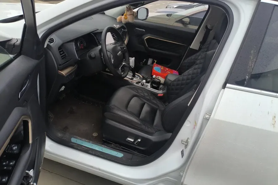 2021 Haval H6 1.5T 150HP L4 7DCT,autocango,china used car exporter,china ev exporter,chinese used car exporter,chinese used ev exporter