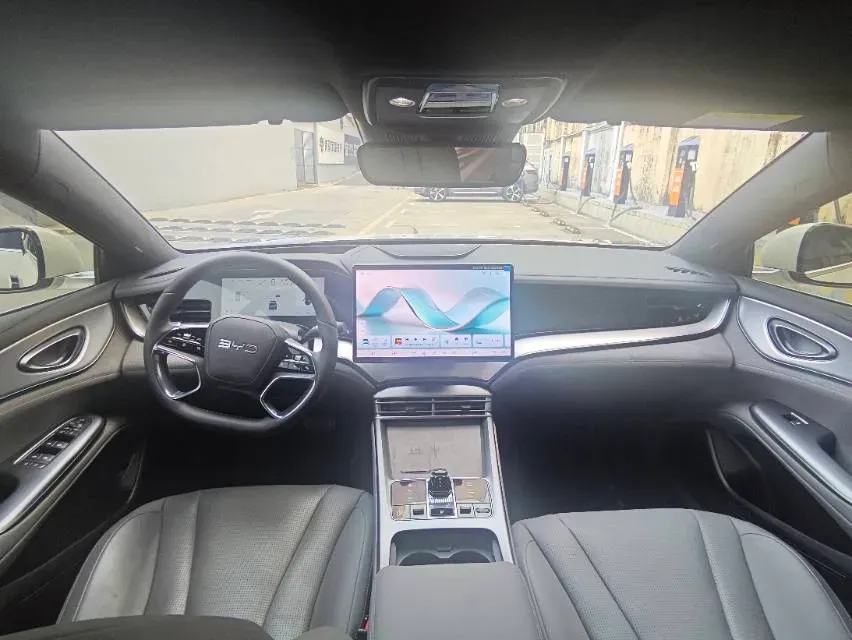 2025 BYD Seal07 DM-i 1.5L 101HP L4 E-CVT PHEV 17.6KWH,autocango,china used car exporter,china ev exporter,chinese used car exporter,chinese used ev exporter