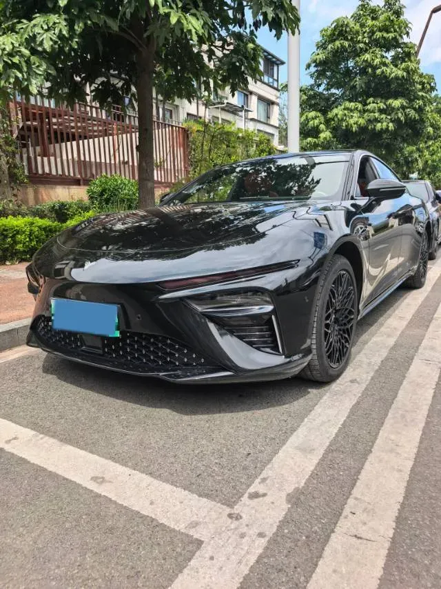 2022 Volkswagen Tiguan L 2.0T 220HP L4 7DCT,autocango,china used car exporter,china ev exporter,chinese used car exporter,chinese used ev exporter