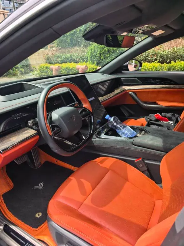 2022 Volkswagen Tiguan L 2.0T 220HP L4 7DCT,autocango,china used car exporter,china ev exporter,chinese used car exporter,chinese used ev exporter