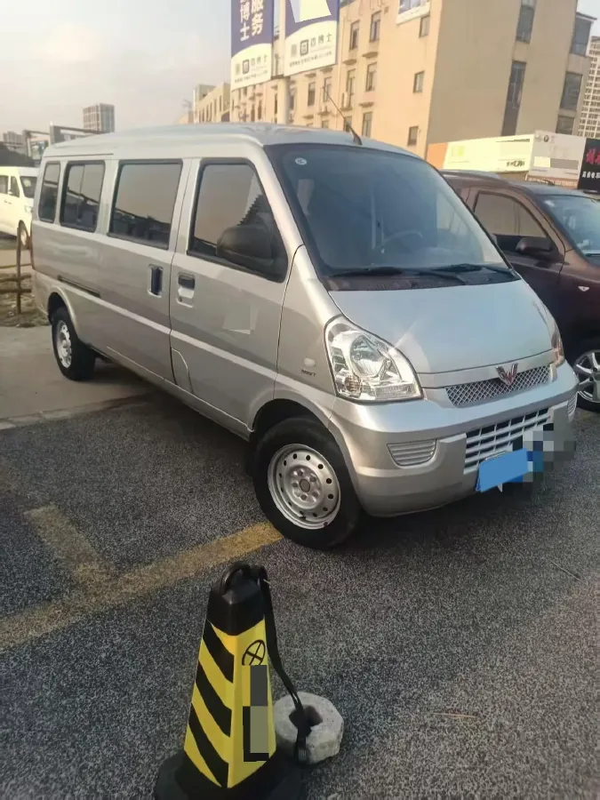 2019 ChangAn Kaicene ShenQi F30 1.5L 116HP L4 5MT,autocango,china used car exporter,china ev exporter,chinese used car exporter,chinese used ev exporter