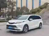 2021 Toyota Sienna 2.5L 192HP L4 E-CVT Hybrid