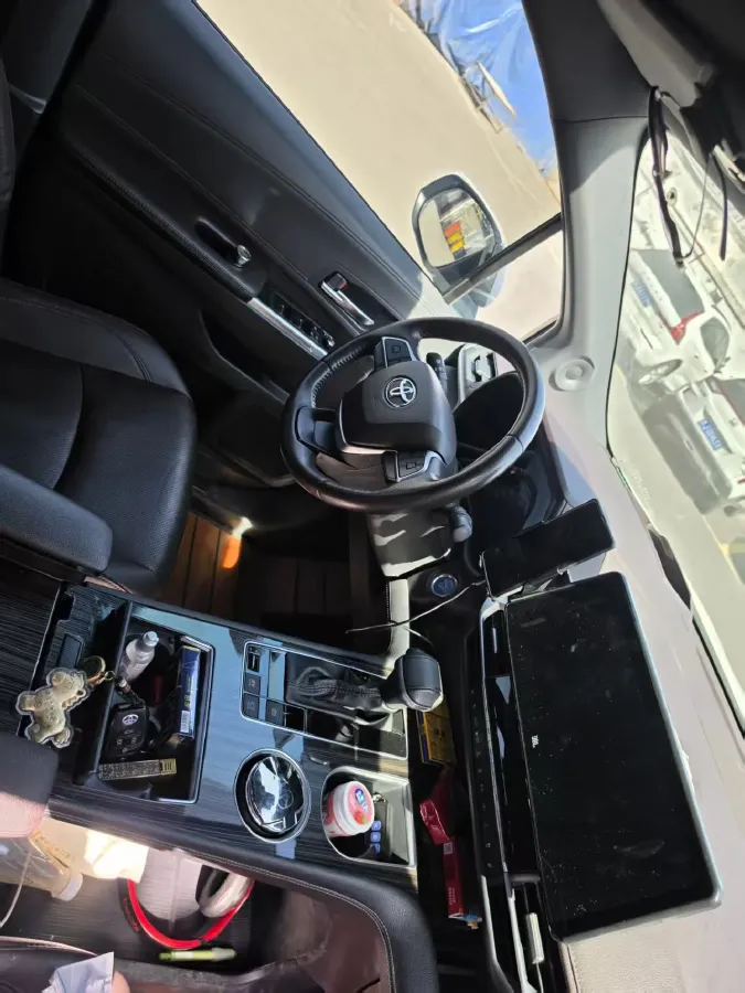 2021 Toyota Sienna 2.5L 192HP L4 E-CVT Hybrid,autocango,china used car exporter,china ev exporter,chinese used car exporter,chinese used ev exporter