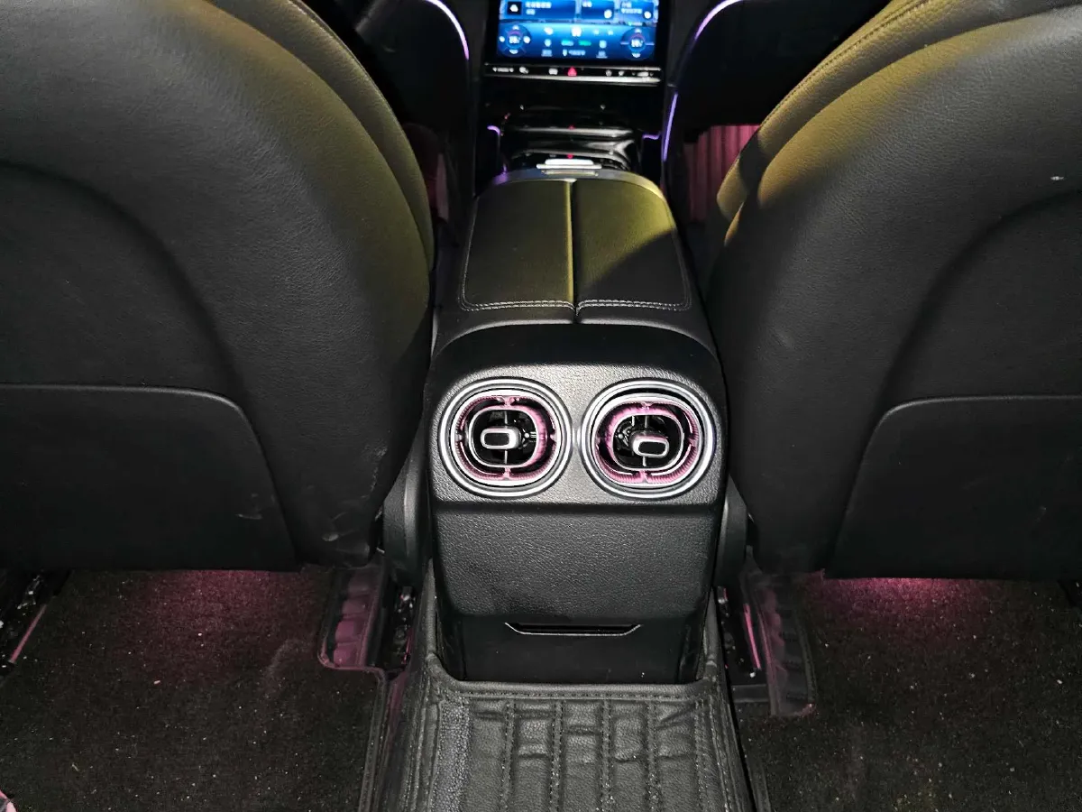 2024 Mercedes-Benz C Class 1.5T 204HP L4 9AT,autocango,china used car exporter,china ev exporter,chinese used car exporter,chinese used ev exporter