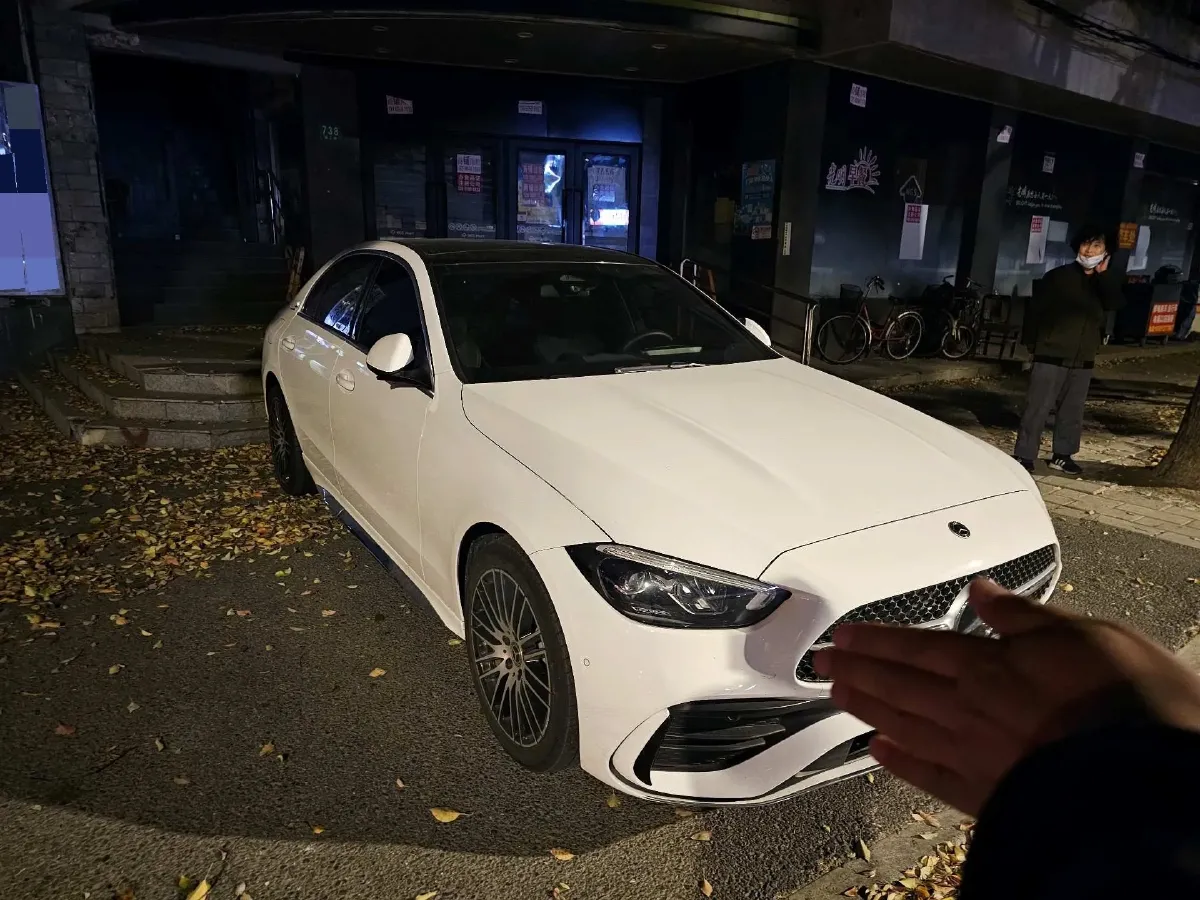 2024 Mercedes-Benz C Class 1.5T 204HP L4 9AT,autocango,china used car exporter,china ev exporter,chinese used car exporter,chinese used ev exporter