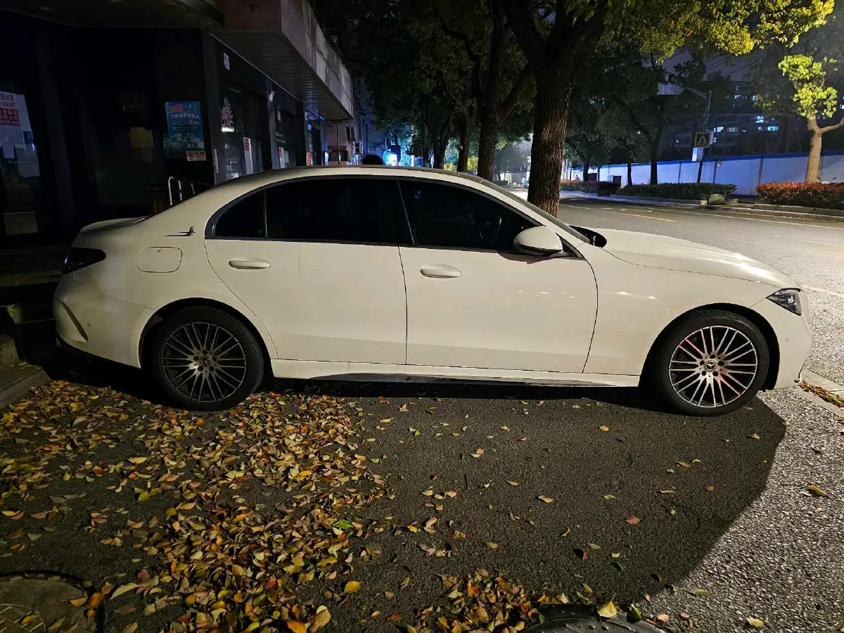 2024 Mercedes-Benz C Class 1.5T 204HP L4 9AT,autocango,china used car exporter,china ev exporter,chinese used car exporter,chinese used ev exporter