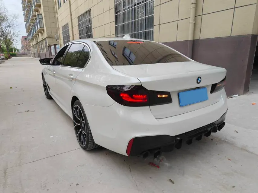 2020 BMW 5 Series 2.0T 252HP L4 8AT,autocango,china used car exporter,china ev exporter,chinese used car exporter,chinese used ev exporter