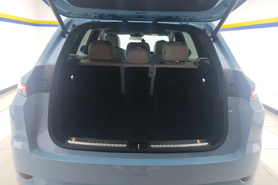 2024 Li L8 Range Extended 154HP REEV 52.3KWH,autocango,china used car exporter,china ev exporter,chinese used car exporter,chinese used ev exporter