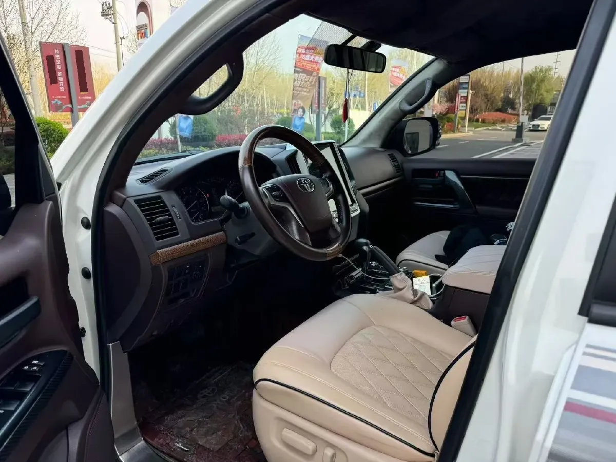 2019 Chevrolet Trax 1.0T 125HP L3 6AT,autocango,china used car exporter,china ev exporter,chinese used car exporter,chinese used ev exporter