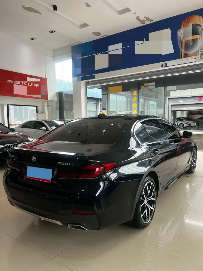 2023 BMW 5 Series 2.0T 245HP L4 8AT,autocango,china used car exporter,china ev exporter,chinese used car exporter,chinese used ev exporter