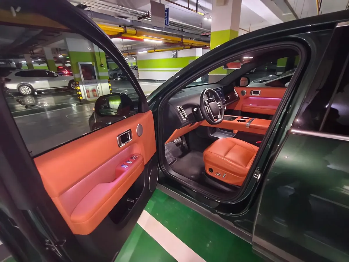 2024 Li L6 Range Extended 154HP L4 REEV 36.8KWH,autocango,china used car exporter,china ev exporter,chinese used car exporter,chinese used ev exporter