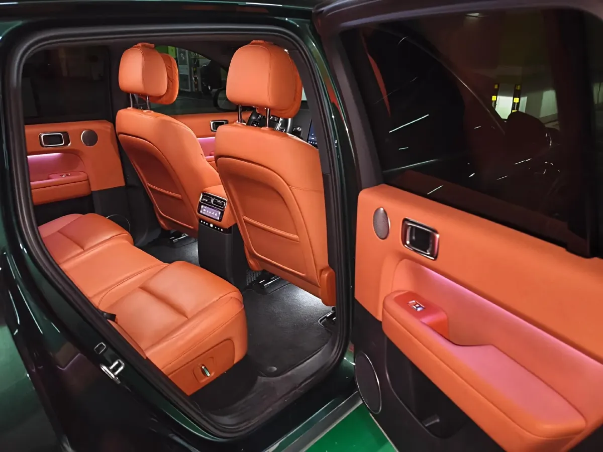 2024 Li L6 Range Extended 154HP L4 REEV 36.8KWH,autocango,china used car exporter,china ev exporter,chinese used car exporter,chinese used ev exporter