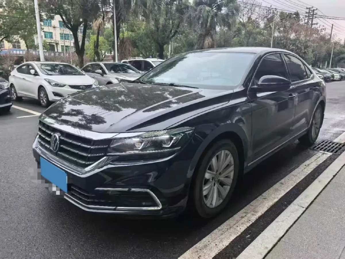 2021 Volkswagen Passat 2.0T 186HP L4 7DCT,autocango,china used car exporter,china ev exporter,chinese used car exporter,chinese used ev exporter