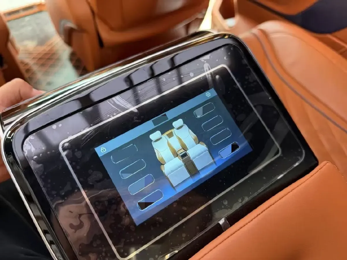 2023 Mercedes-Benz Vito 2.0T 211HP L4 9AT,autocango,china used car exporter,china ev exporter,chinese used car exporter,chinese used ev exporter