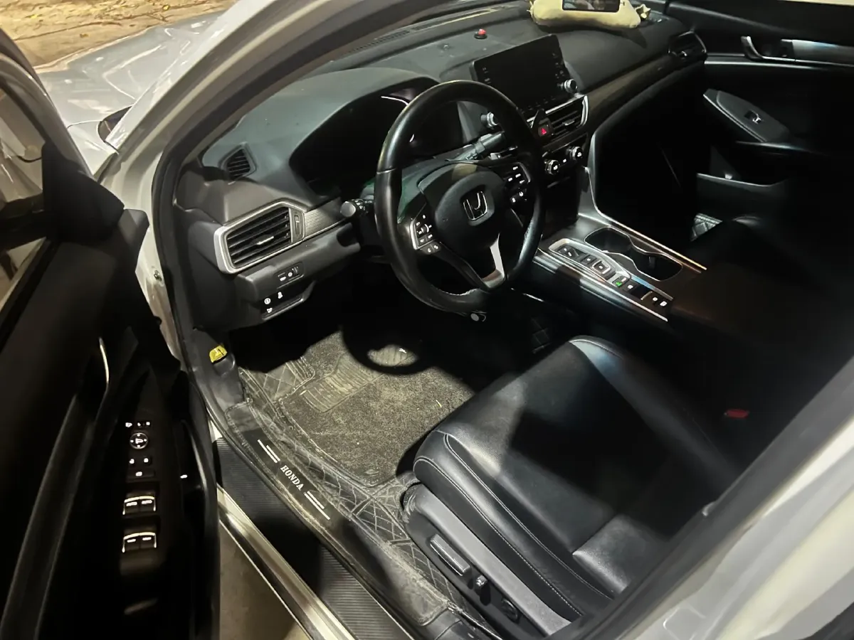 2018 Honda Accord 2.0L 146HP L4 E-CVT Hybrid,autocango,china used car exporter,china ev exporter,chinese used car exporter,chinese used ev exporter