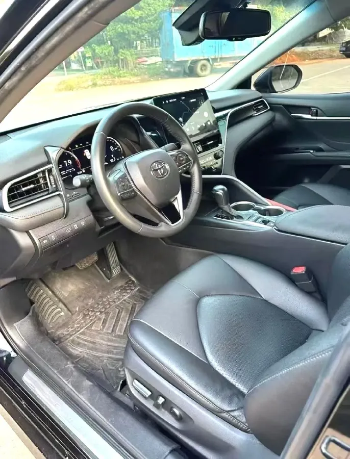 2021 Toyota Camry 2.5L 209HP L4 8AT,autocango,china used car exporter,china ev exporter,chinese used car exporter,chinese used ev exporter