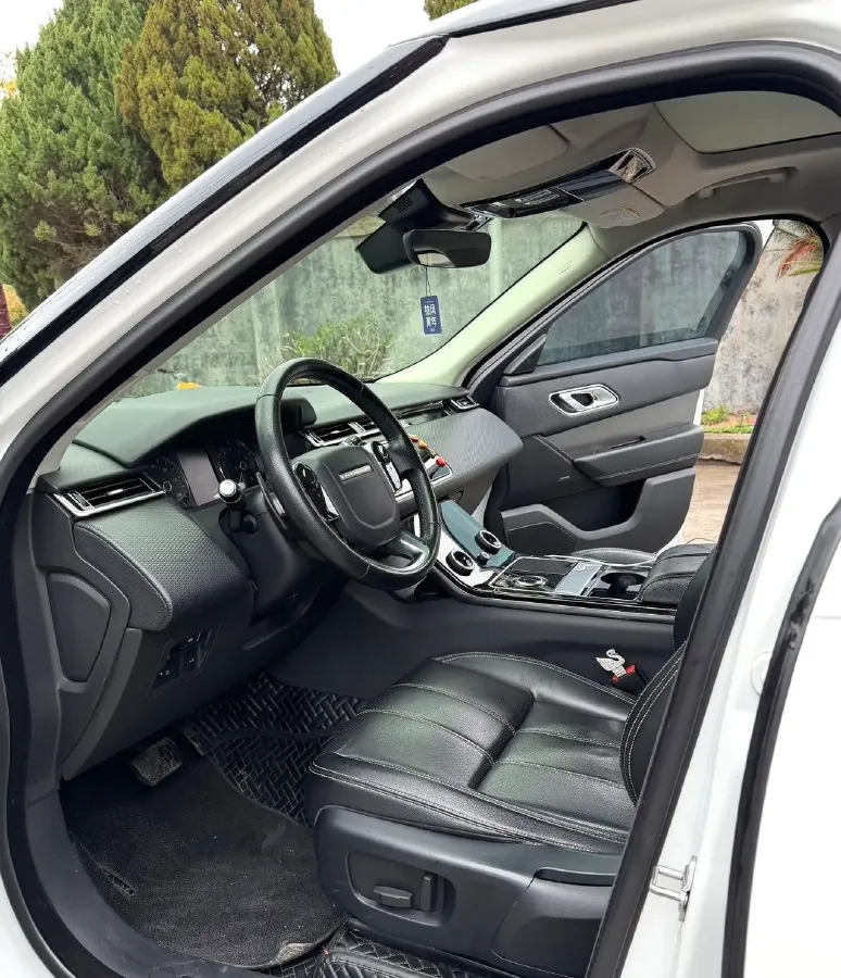 2018 Land Rover Range Rover Velar 2.0T 300HP L4 8AT,autocango,china used car exporter,china ev exporter,chinese used car exporter,chinese used ev exporter