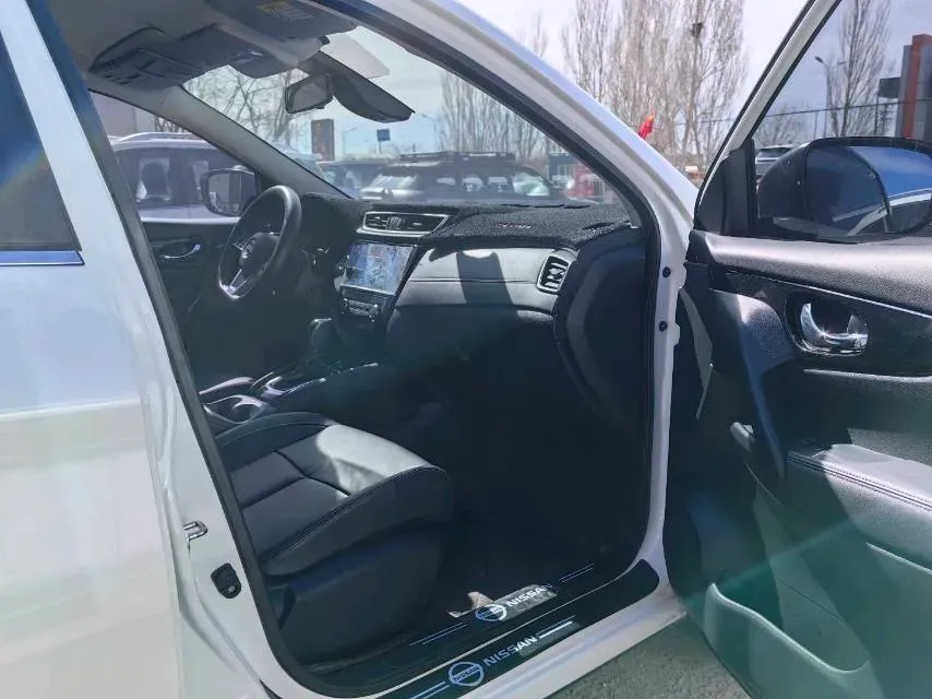 2023 Nissan Qashqai 2.0L 151HP L4 CVT,autocango,china used car exporter,china ev exporter,chinese used car exporter,chinese used ev exporter