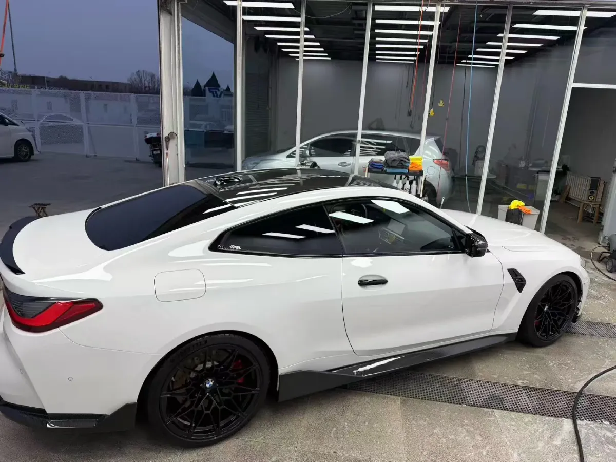 2021 BMW M4 3.0T 510HP L6 8AT,autocango,china used car exporter,china ev exporter,chinese used car exporter,chinese used ev exporter