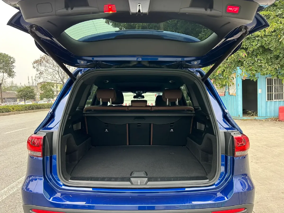 2022 Mercedes-Benz GLB Class 1.3T 163HP L4 7DCT,autocango,china used car exporter,china ev exporter,chinese used car exporter,chinese used ev exporter