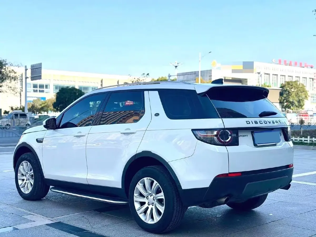 2018 Land Rover Discovery Sport 2.0T 241HP L4 9AT,autocango,china used car exporter,china ev exporter,chinese used car exporter,chinese used ev exporter