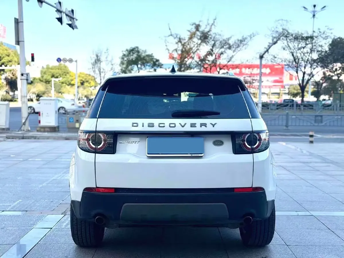 2018 Land Rover Discovery Sport 2.0T 241HP L4 9AT,autocango,china used car exporter,china ev exporter,chinese used car exporter,chinese used ev exporter