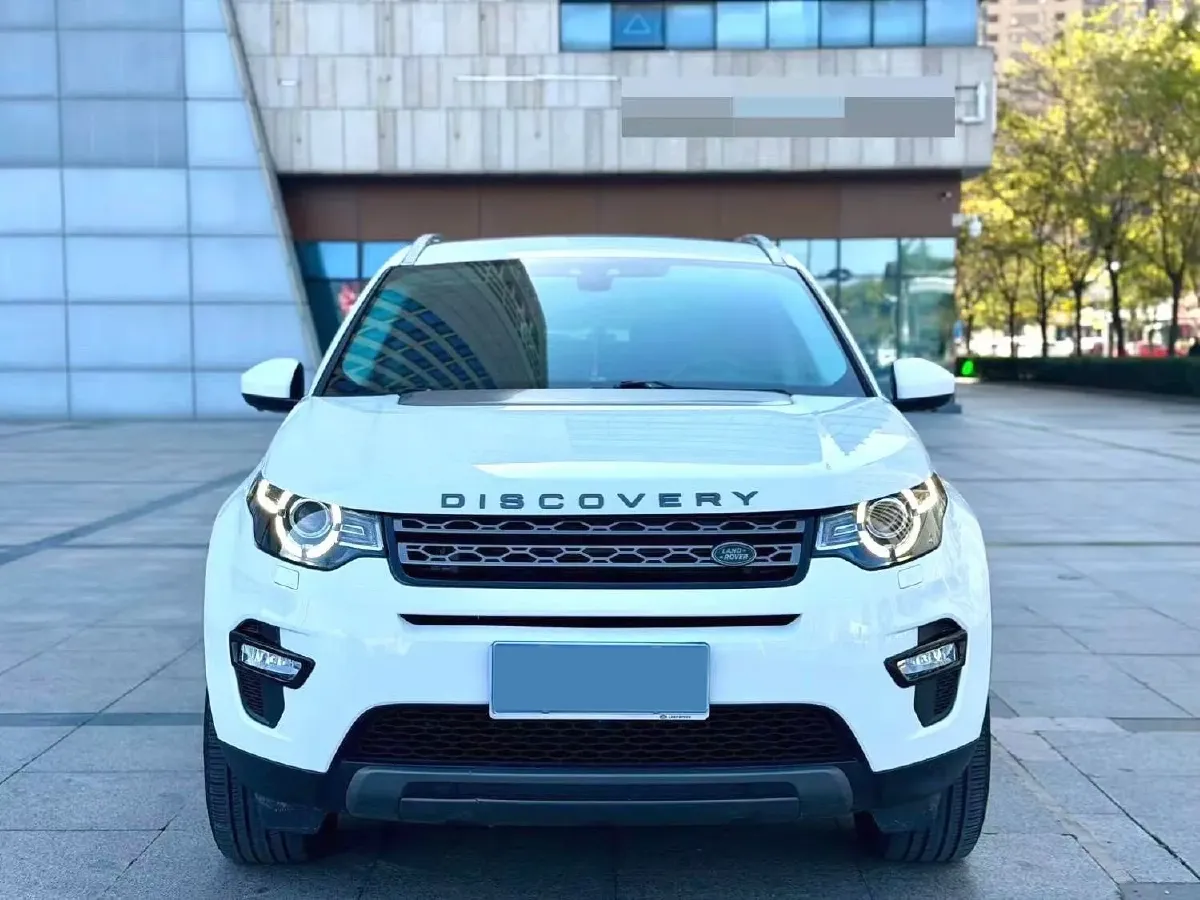 2018 Land Rover Discovery Sport 2.0T 241HP L4 9AT,autocango,china used car exporter,china ev exporter,chinese used car exporter,chinese used ev exporter