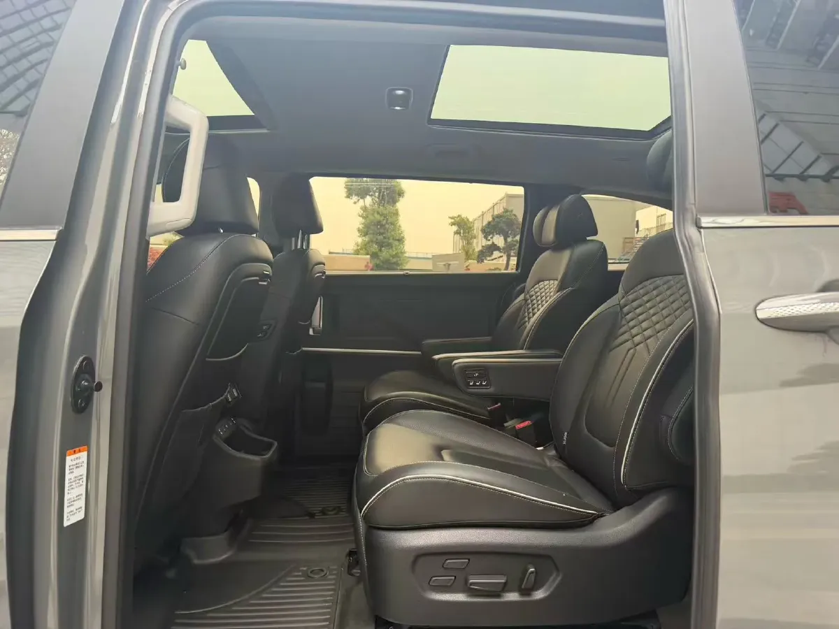 2021 Hyundai Custo 2.0T 236HP L4 8AT,autocango,china used car exporter,china ev exporter,chinese used car exporter,chinese used ev exporter