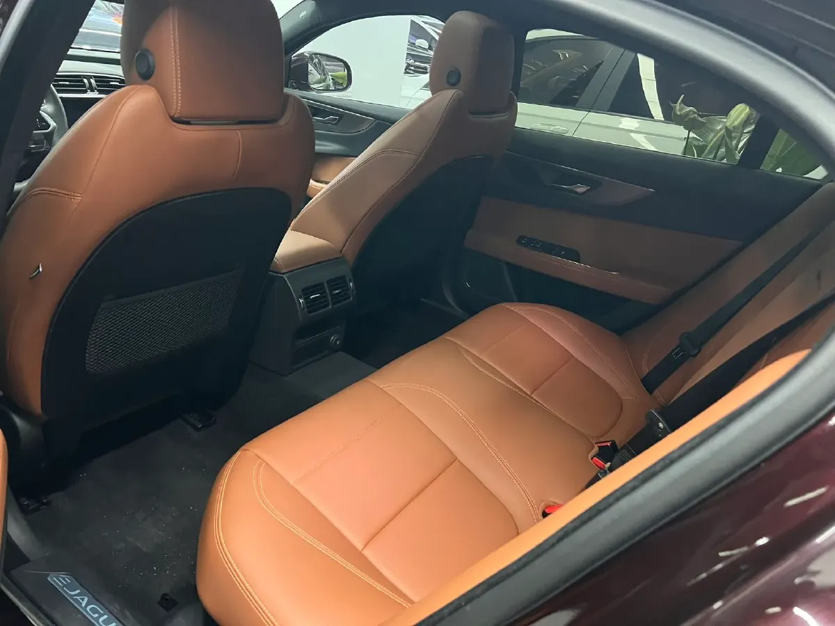 2020 Jaguar XEL 2.0T 200HP L4 8AT,autocango,china used car exporter,china ev exporter,chinese used car exporter,chinese used ev exporter