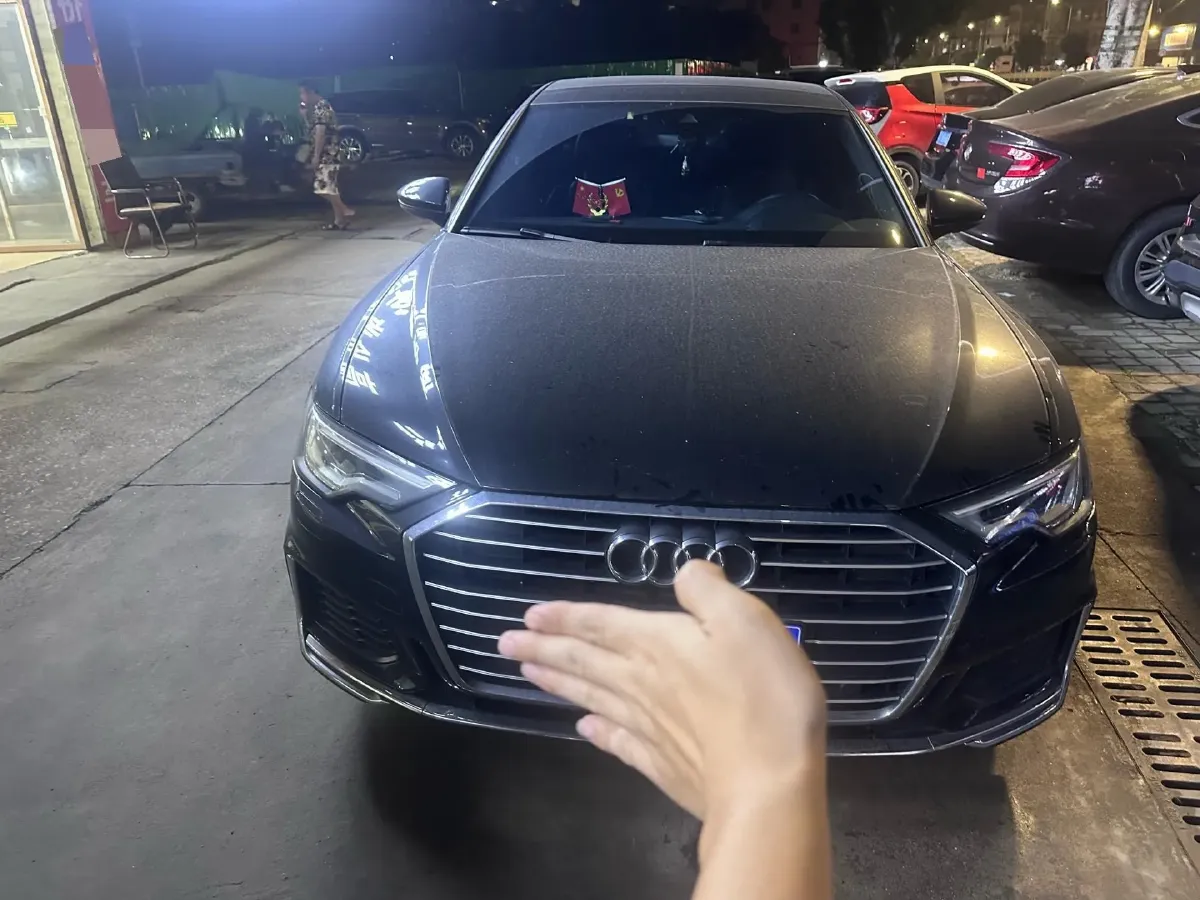 2022 Audi A6L 2.0T 190HP L4 7DCT,autocango,china used car exporter,china ev exporter,chinese used car exporter,chinese used ev exporter