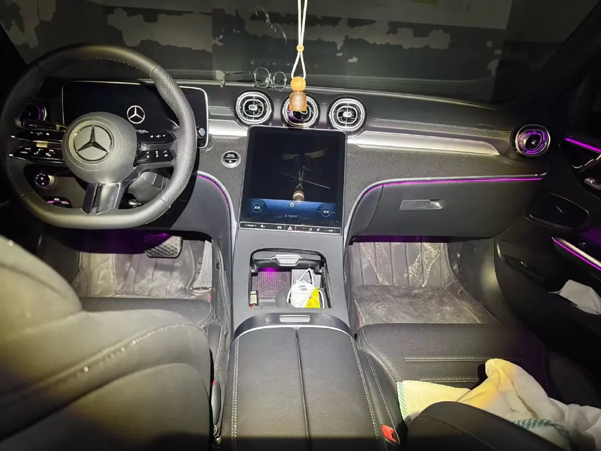 2025 Mercedes-Benz C Class 1.5T 204HP L4 9AT,autocango,china used car exporter,china ev exporter,chinese used car exporter,chinese used ev exporter